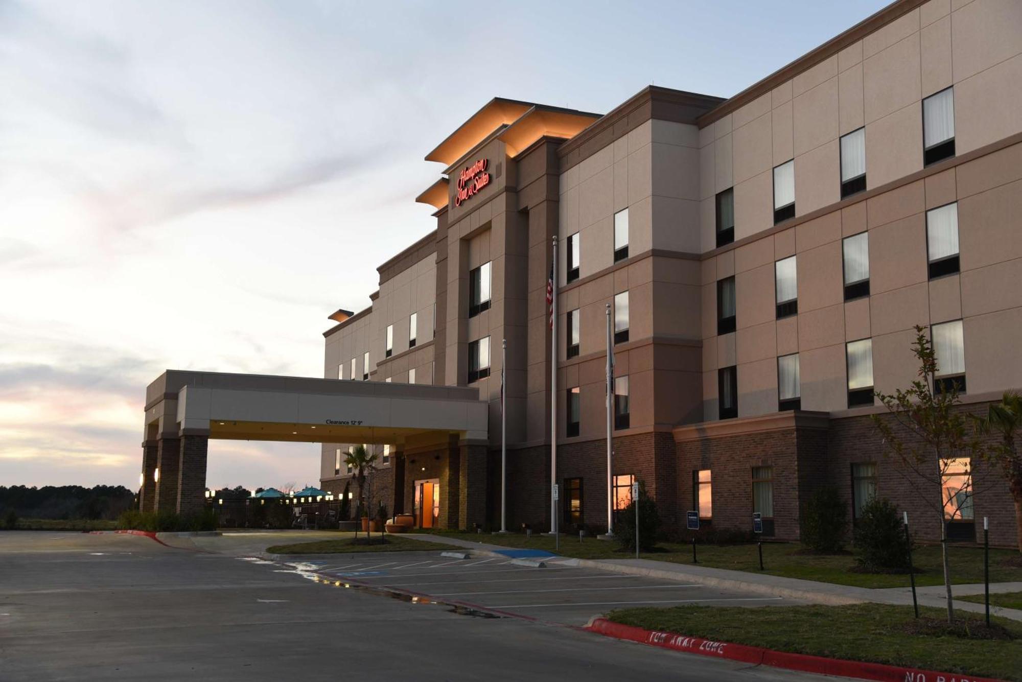 Hampton Inn & Suites Huntsville Exterior foto